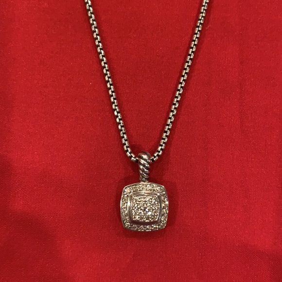 David Yurman Petite Albion Pendant with Diamonds - Picture 3 of 9